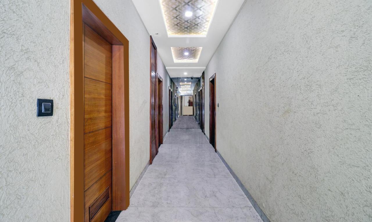 Itsy Hotels Anjali Mahal 500, Mtrs From Mathura Railway Station Dış mekan fotoğraf