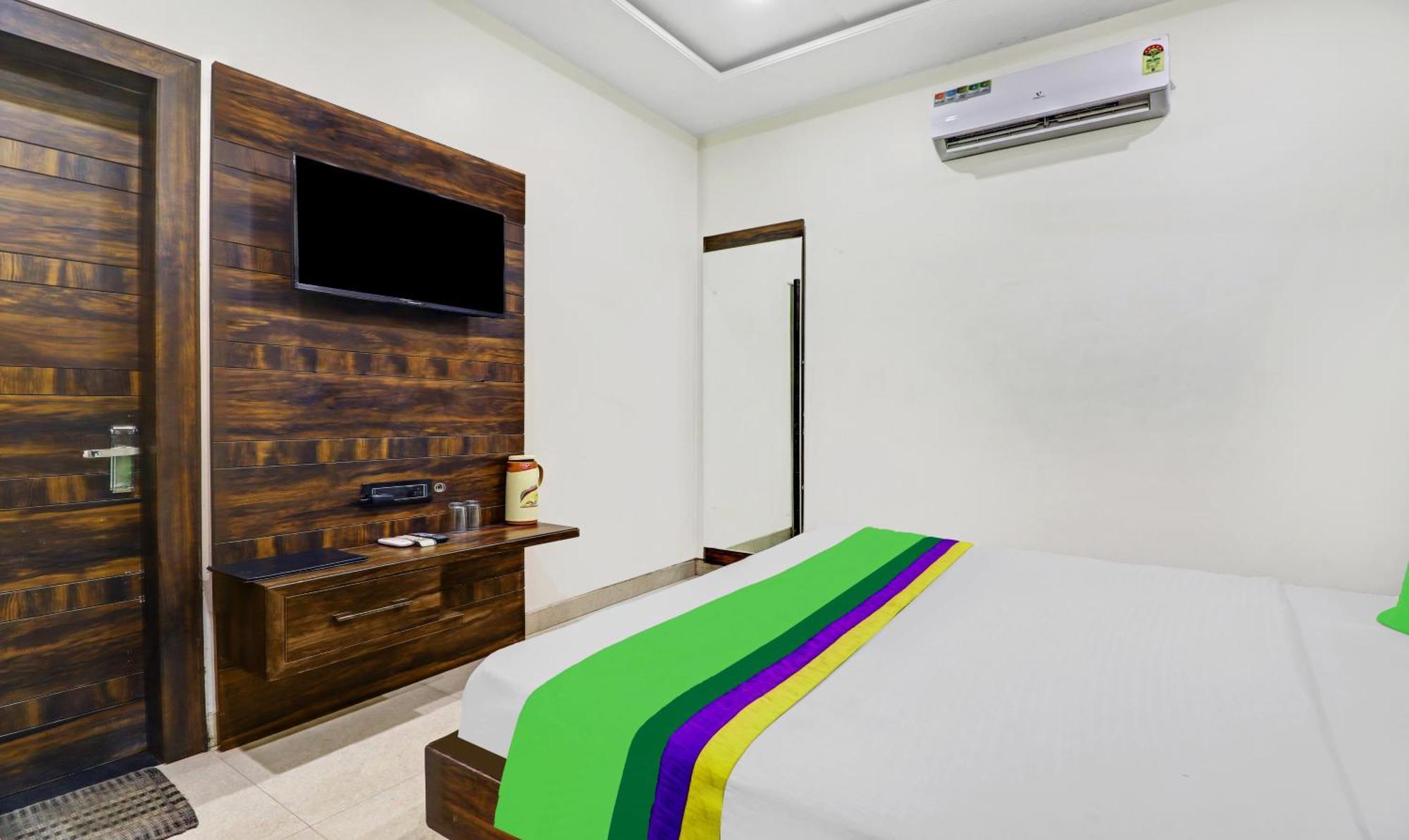 Itsy Hotels Anjali Mahal 500, Mtrs From Mathura Railway Station Dış mekan fotoğraf