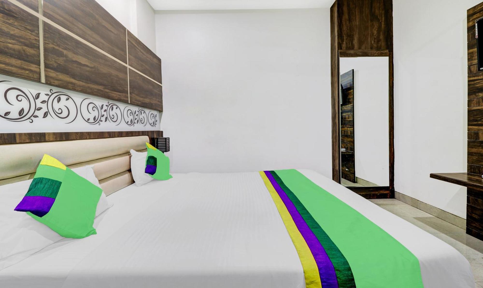Itsy Hotels Anjali Mahal 500, Mtrs From Mathura Railway Station Dış mekan fotoğraf