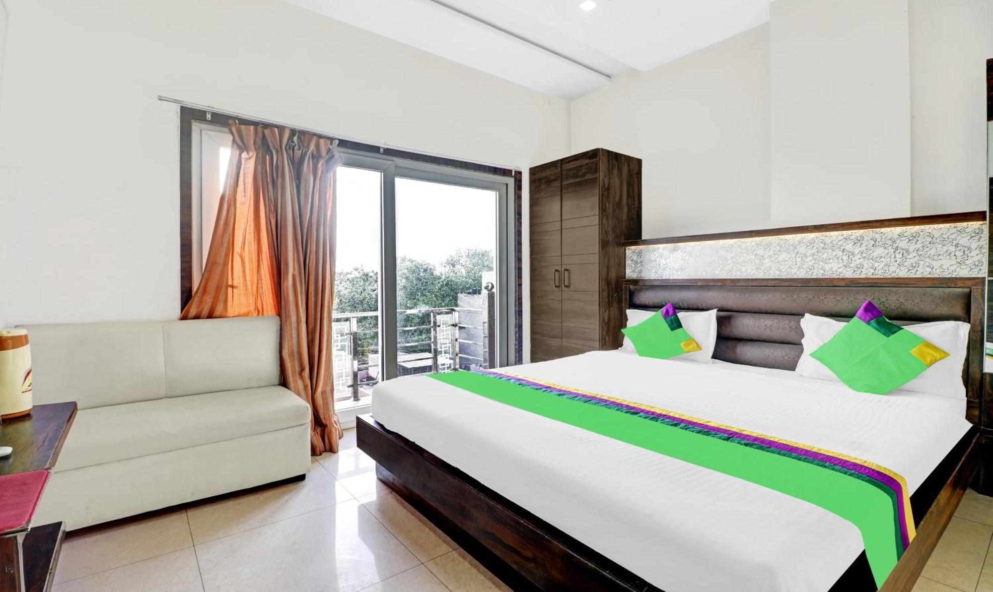 Itsy Hotels Anjali Mahal 500, Mtrs From Mathura Railway Station Dış mekan fotoğraf
